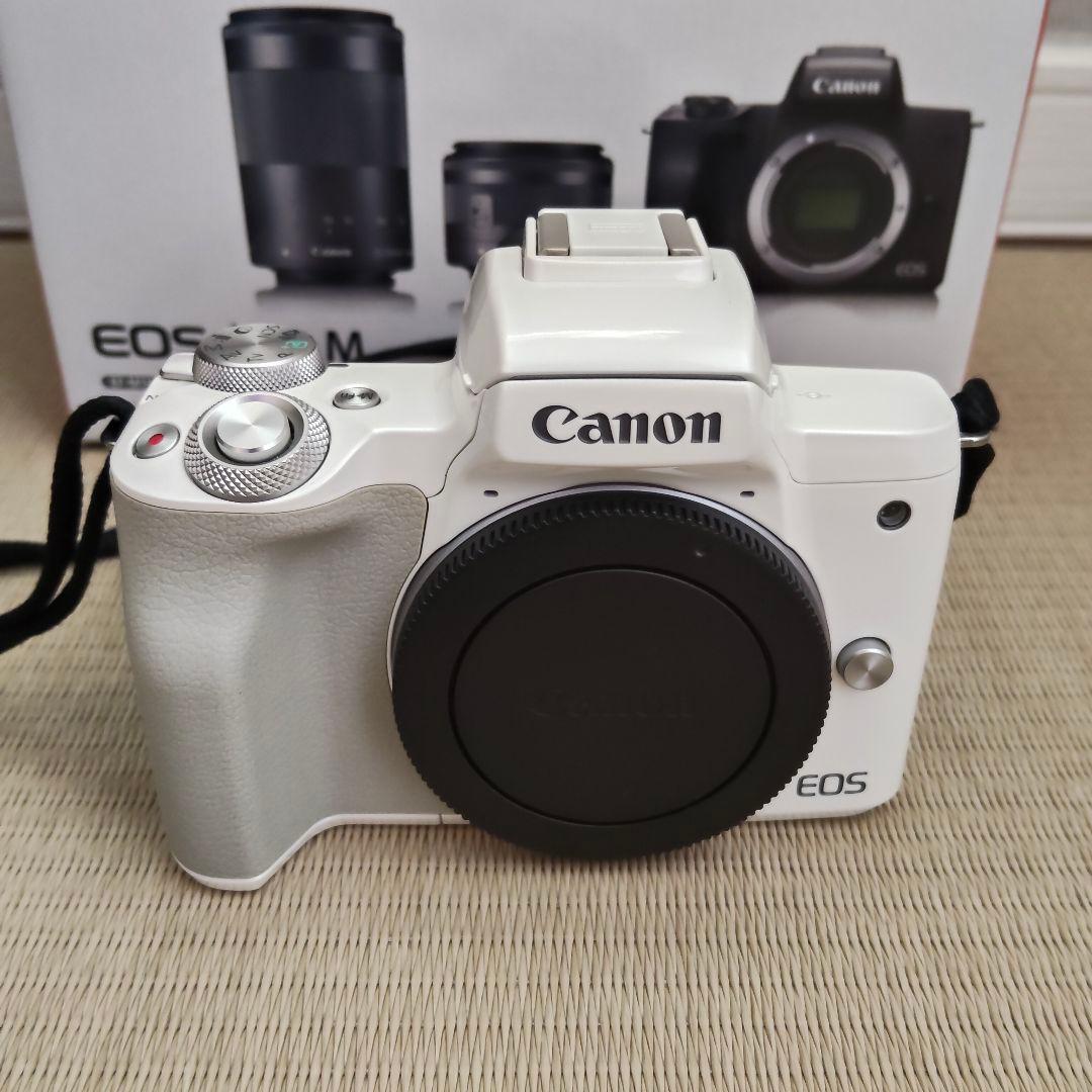 【値下げ中】Canon EOS kiss M ホワイト ダブルズームキット