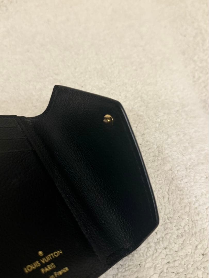 期間限定値下　Louis Vuitton ブラック 三つ折り財布