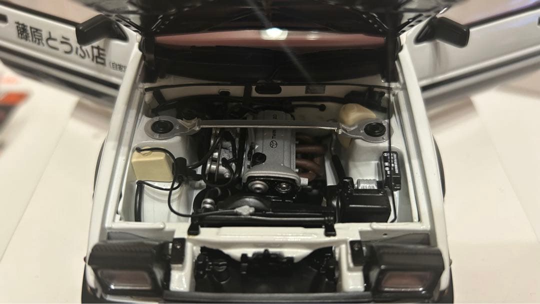 Autoart 1/18 AE86『頭文字D』 プロジェクトD ver.
