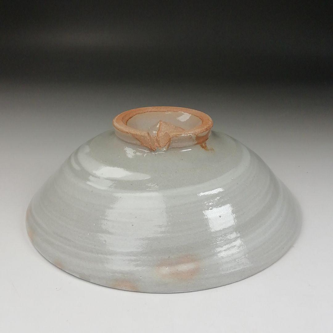 Ｔ４０７　茶碗　『萩焼』『平茶碗』『城山窯　金子信彦 造』　共箱　抹茶碗　茶道具