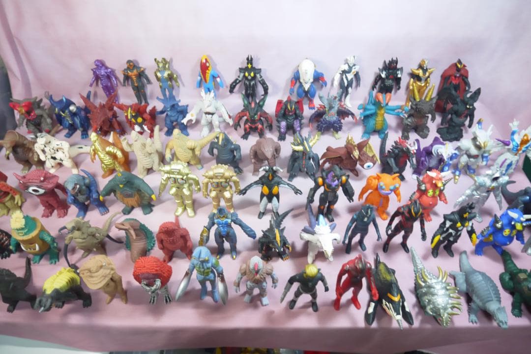 ウルトラ怪獣シリーズ500　怪獣ソフビ　74体セット