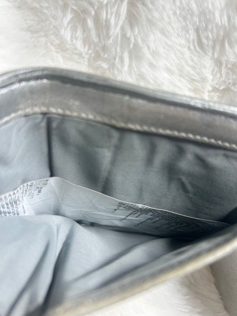 メゾンマルジェラ 三つ折り財布 シルバー グラムスラム カレンダーロゴ