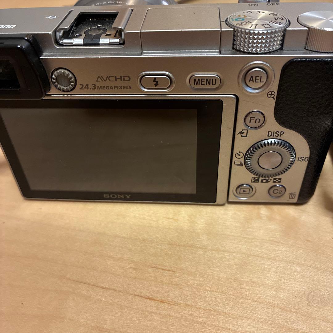 SONY α 6000ミラーレスカメラ E 16-50mm