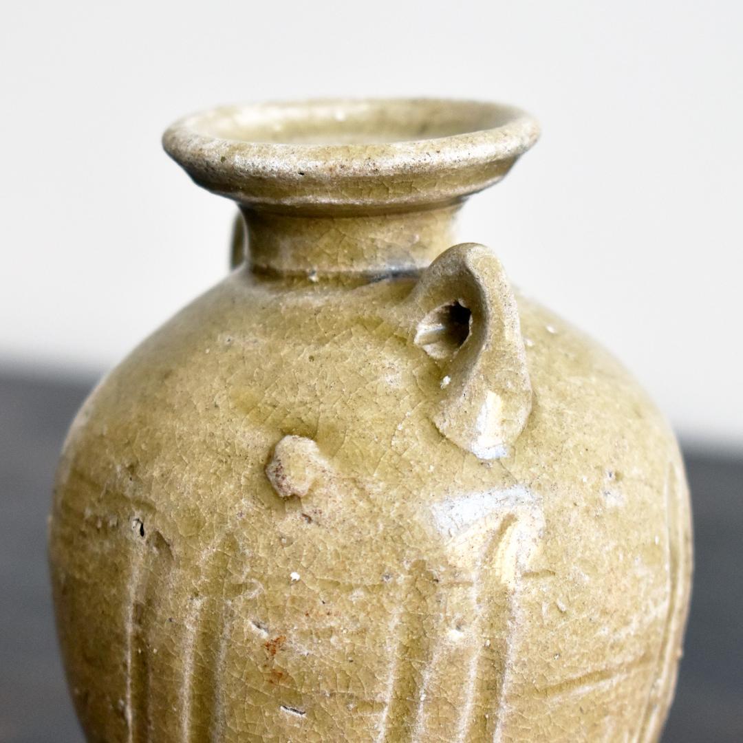 東南アジア ミャンマー （ビルマ）14〜15世紀 青磁盤口双耳瓶