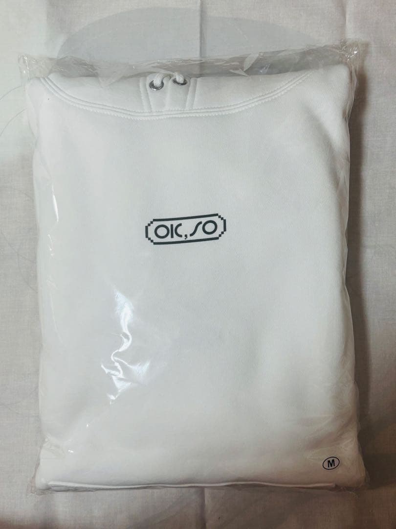 奥野壮　白パーカー