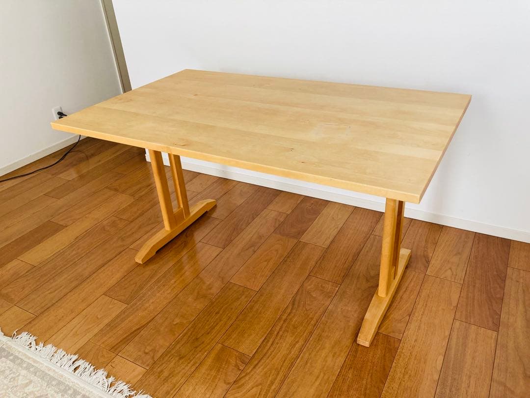 【MOMO NATURALダイニングテーブル】◆幅140センチ◆奥行き83センチ