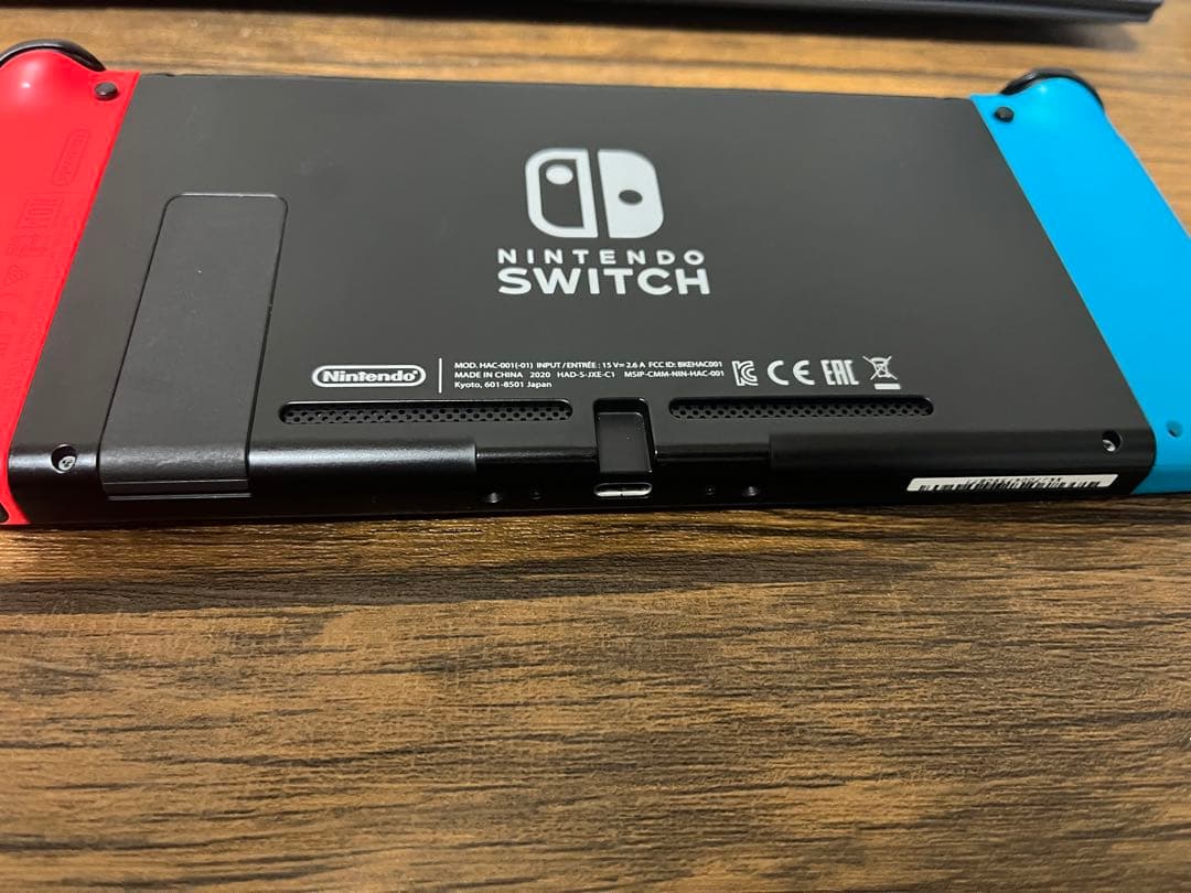 Nintendo Switch 青/赤 本体 充電器・ゲーム5本付き