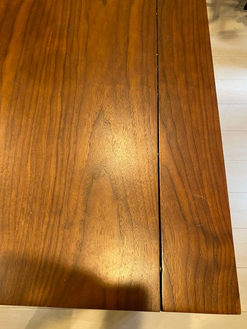 アルモニア　伸縮式ダイニングテーブル