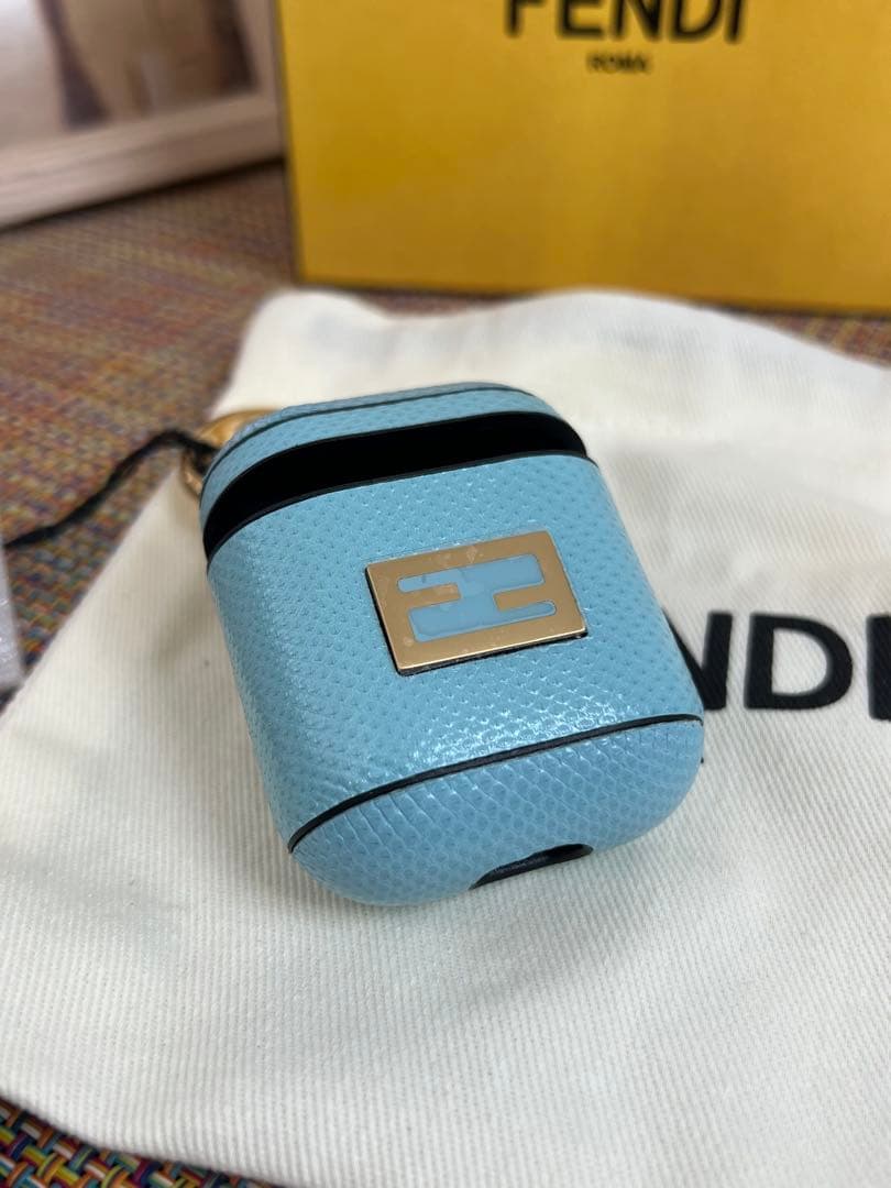 ✨未使用✨フェンディ FENDI Air Pods （第1・2世代）ケース