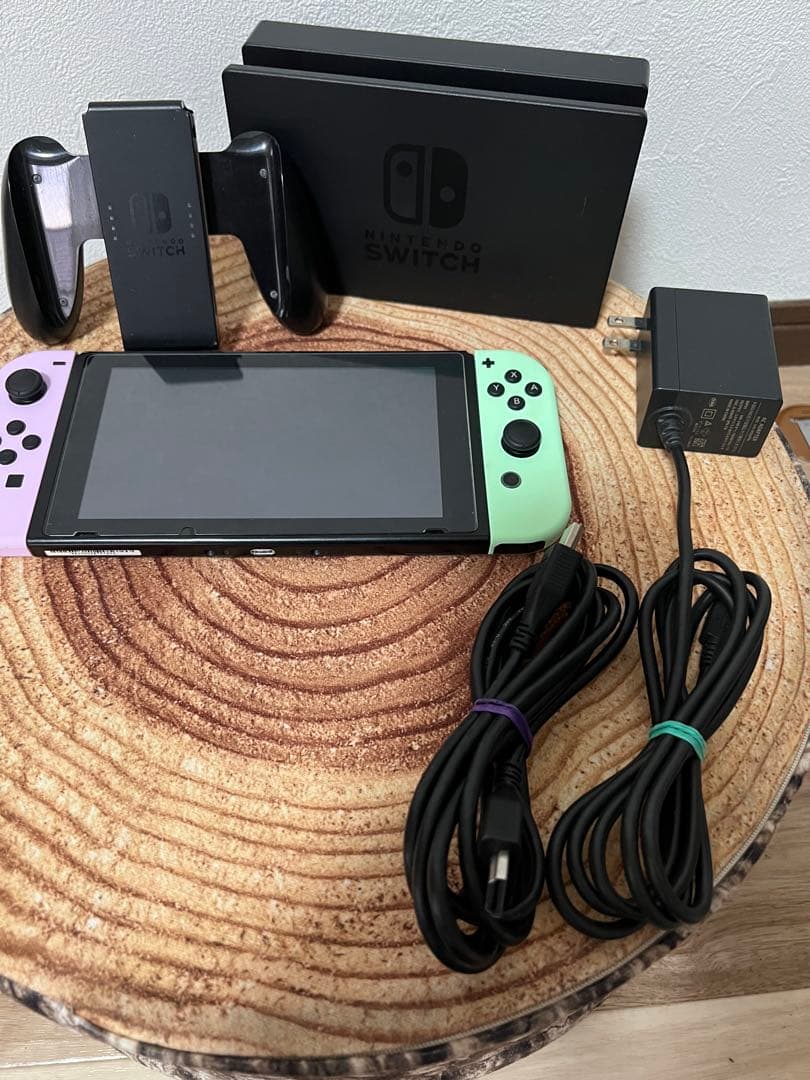 Nintendo Switch ニンテンドースイッチ本体　PPL/GRN 箱無し