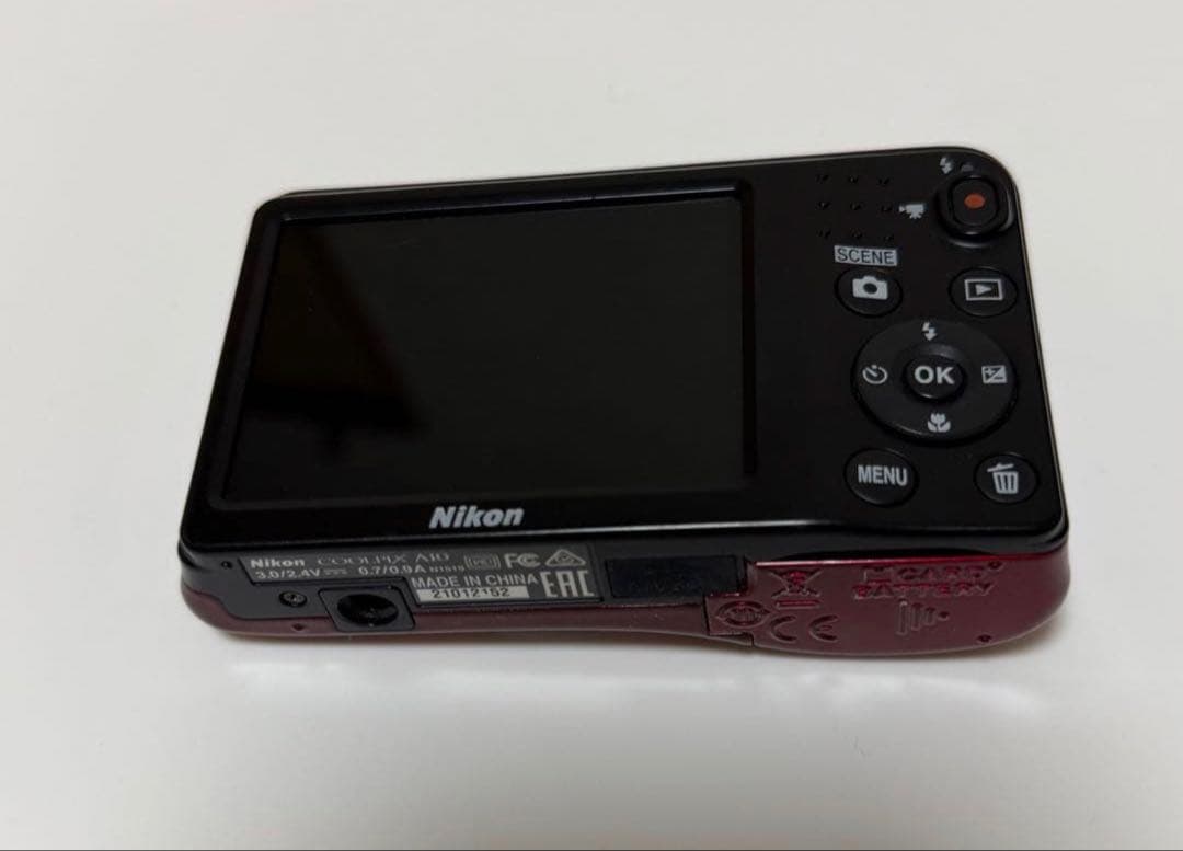 Nikon COOLPIX A10 レッド