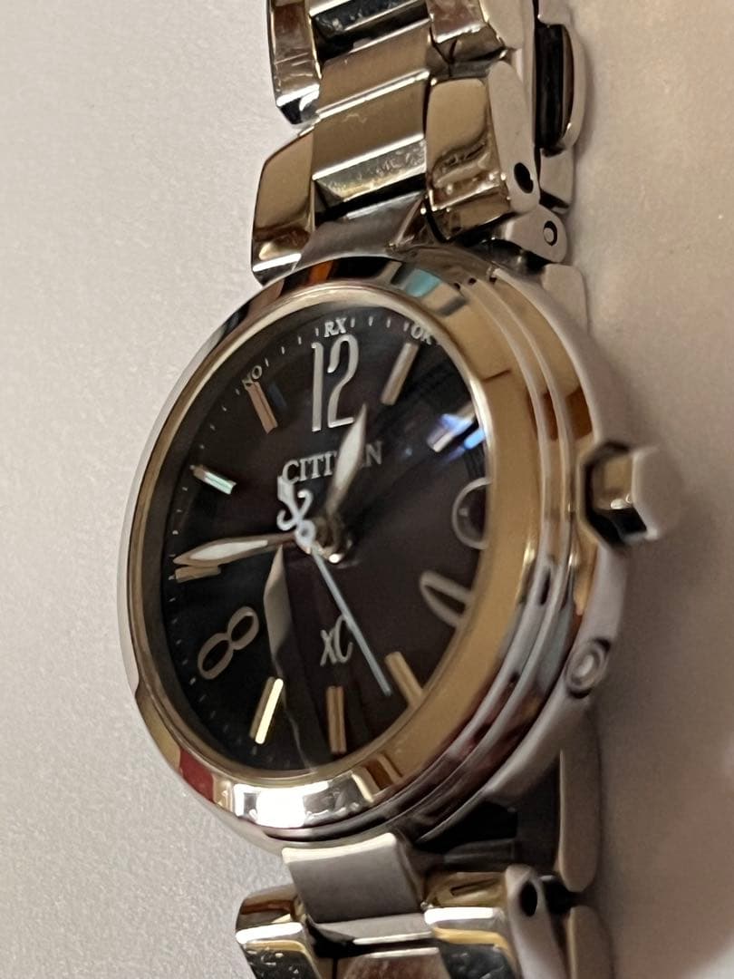 シチズン　クロスシー　電波ソーラー