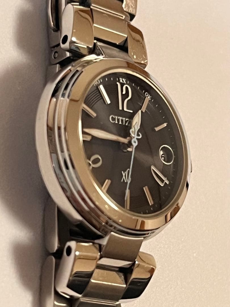 シチズン　クロスシー　電波ソーラー