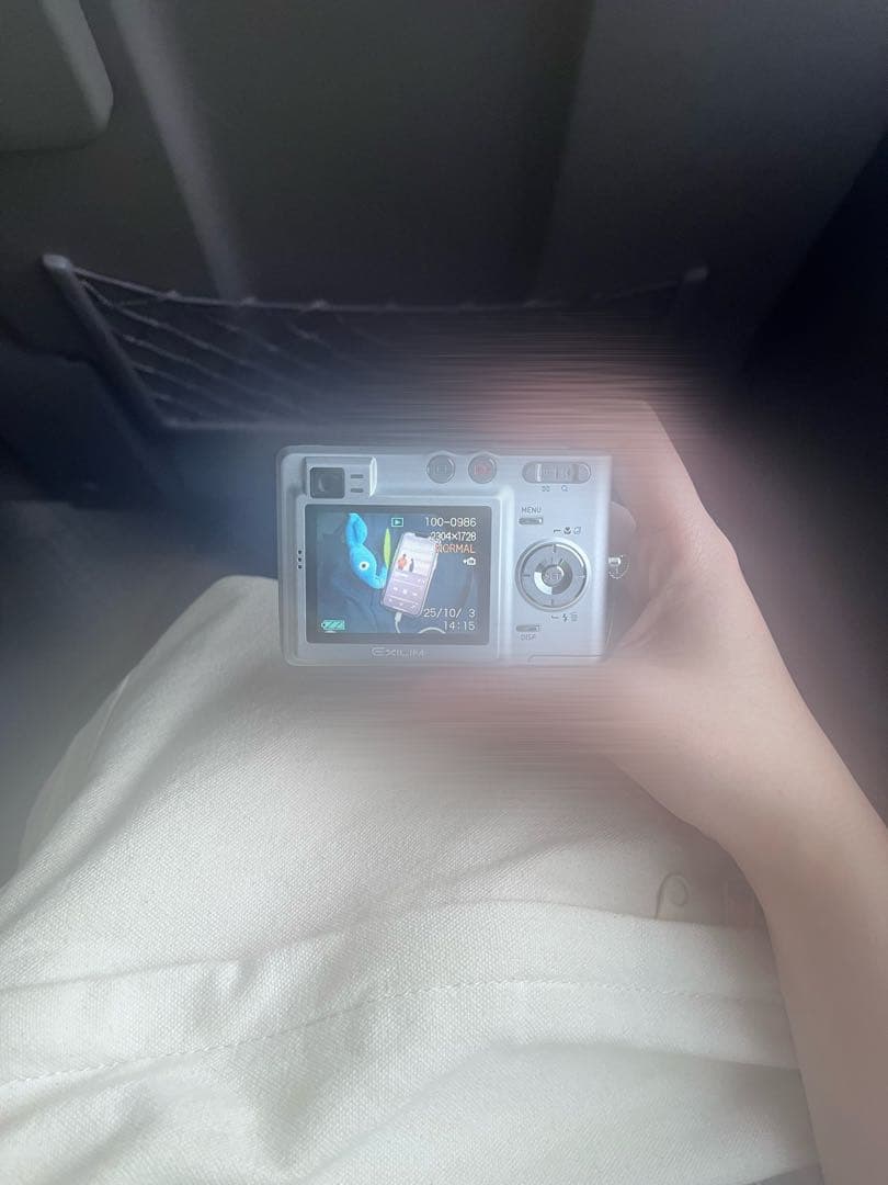 CASIO EXILIM EX-Z40 カシオ　デジカメ