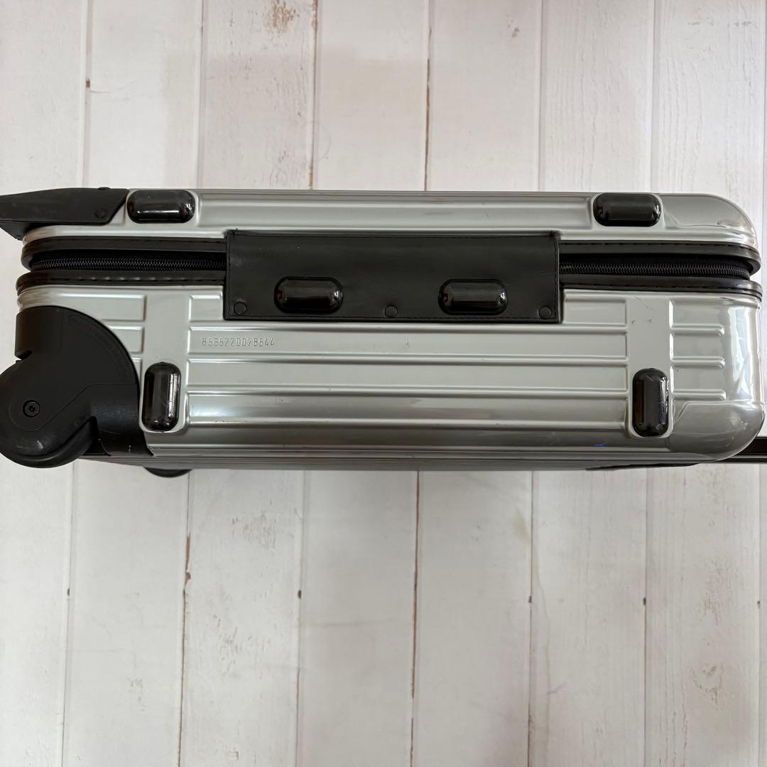 RIMOWA SALSA 2輪キャリーケース 35L/856.52 シルバー
