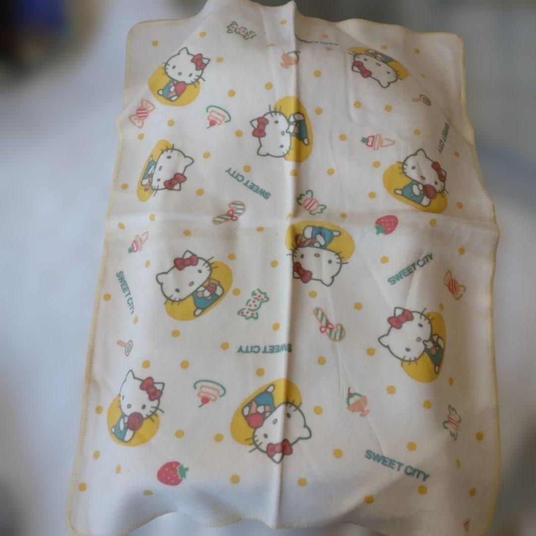 昭和レトロ東京西川キティブランケット