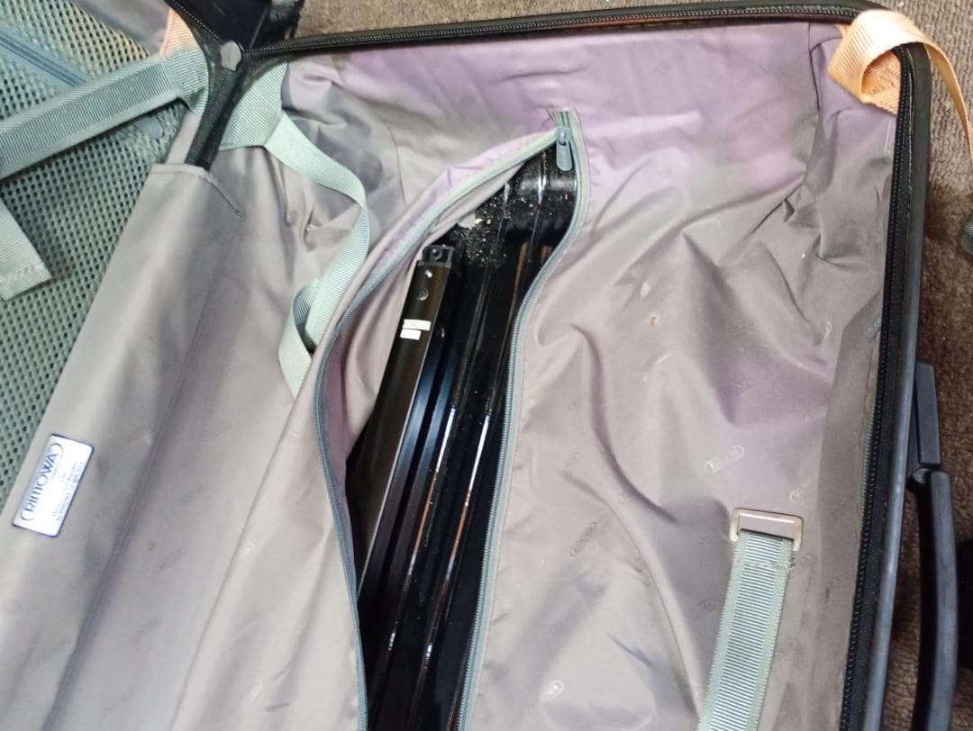 RIMOWA リモワ サルサ 2輪 黒 ポリカーボネート