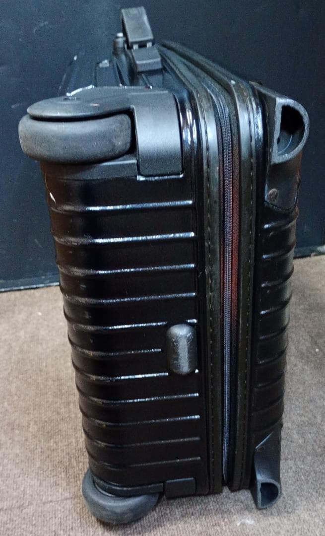 RIMOWA リモワ サルサ 2輪 黒 ポリカーボネート