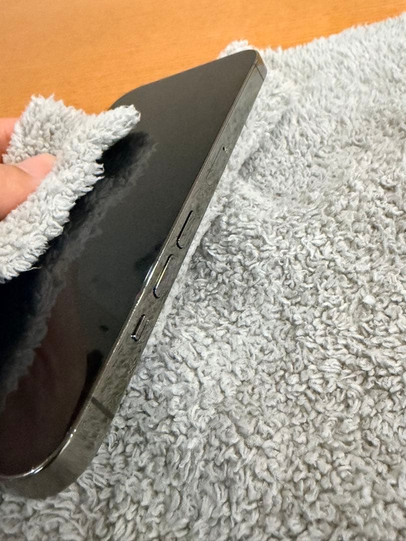 Apple iPhone13Pro グラファイト　256GB