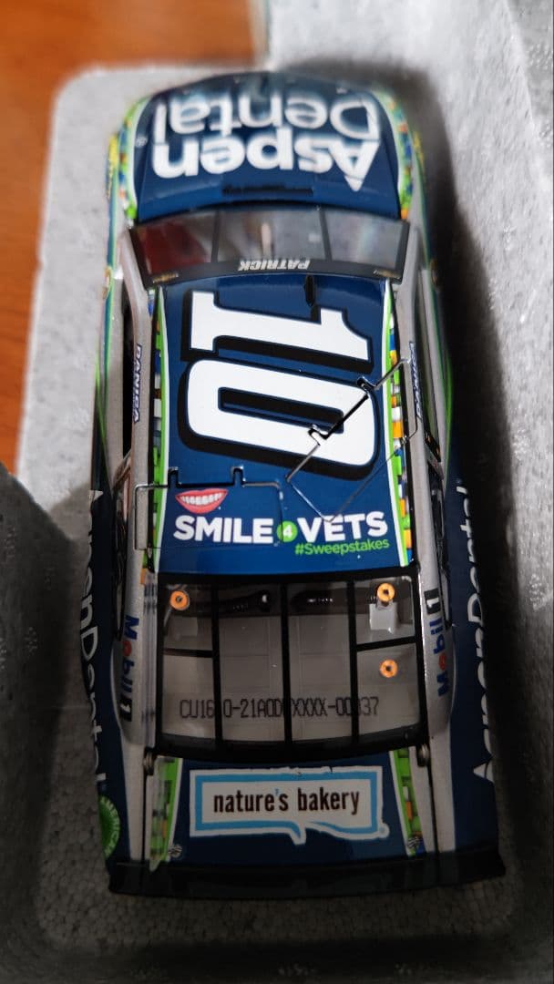 DANICA PATRICK Aspen Dental NASCAR ミニカー