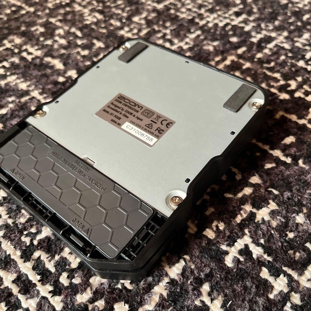 ZOOM G1 FOUR ギターエフェクター