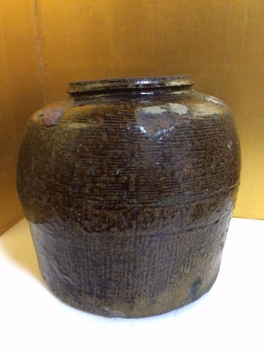 壺　雰囲気良さげです。