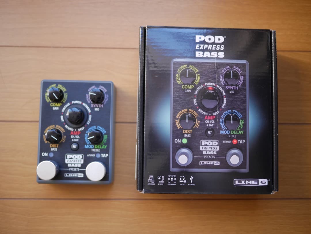 ベース LINE 6 POD EXPRESS BASS