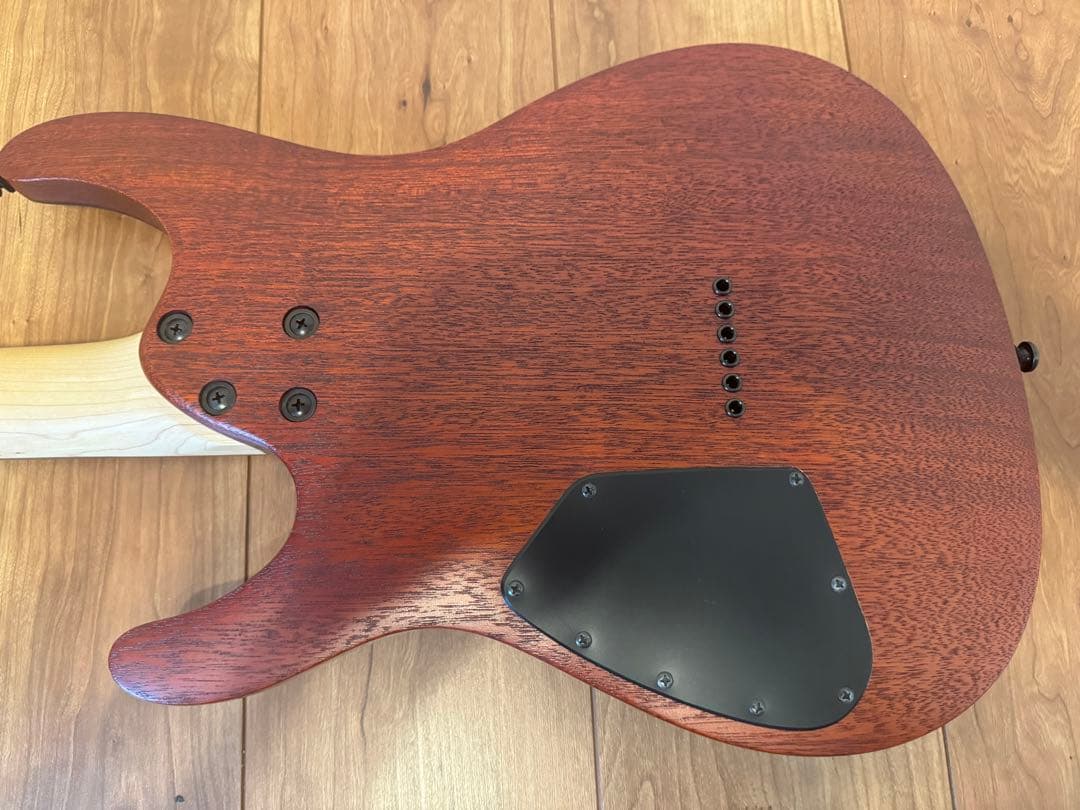 アイバニーズ Ibanez S621QM