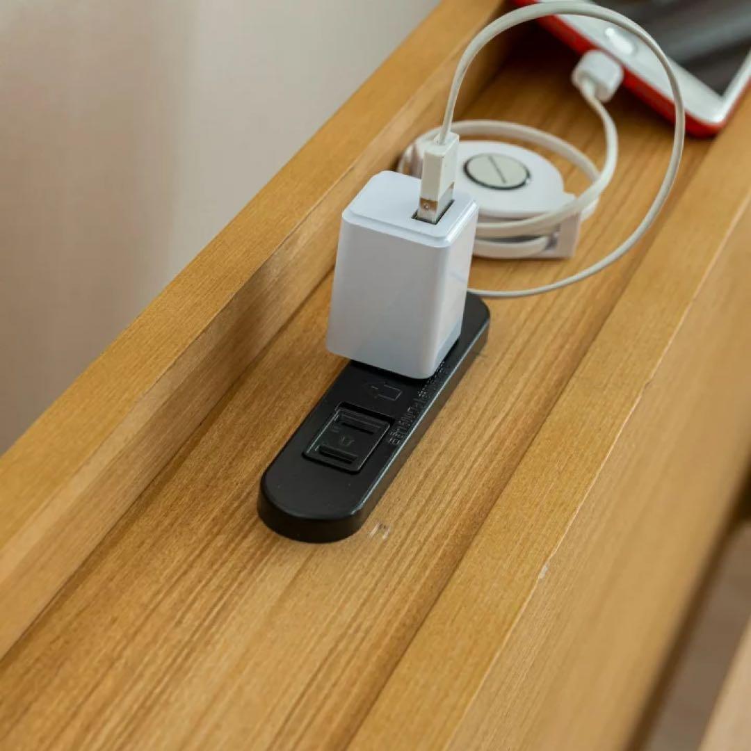 【美品】ニトリ　シングルサイズベッドフレーム　 棚付コンセント付き　STL NA