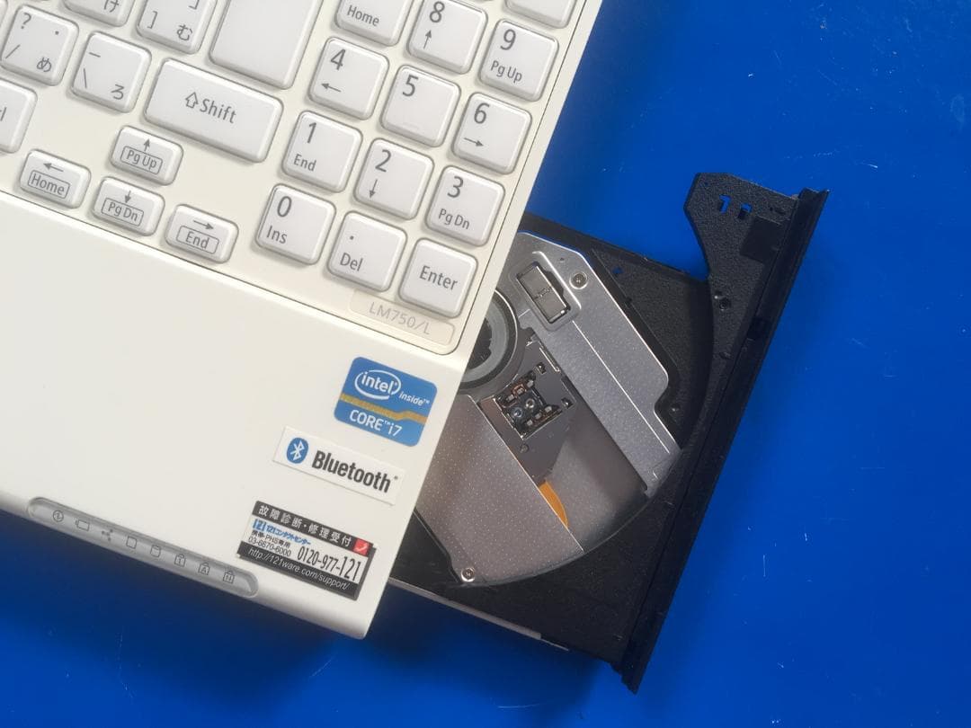 NEC LM750LS6W 13.3型 コンパクト テンキー付きノートパソコン