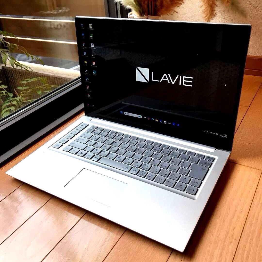 美品LaVieDirect VEGA Corei7【プレミアムミラーガラス天板】