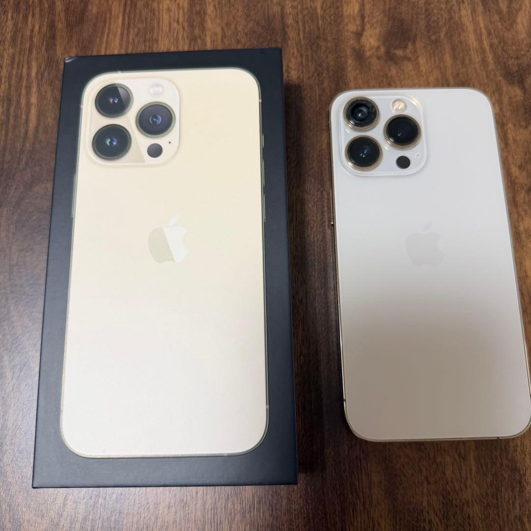 iPhone13 Pro 1TB ゴールド SIMフリー カメラレンズ傷あり