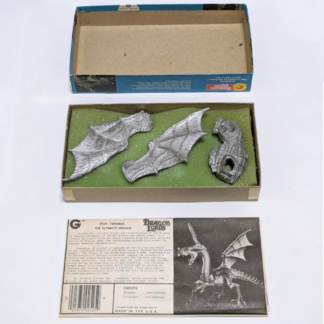 グレナディア ULTIMATE DRAGON TERONUS メタルフィギュア