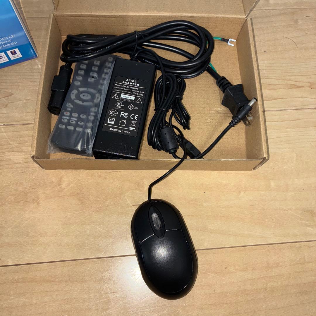 未使用　新品　H.264高機能監視用デジタルレコーダー DVR-YS04