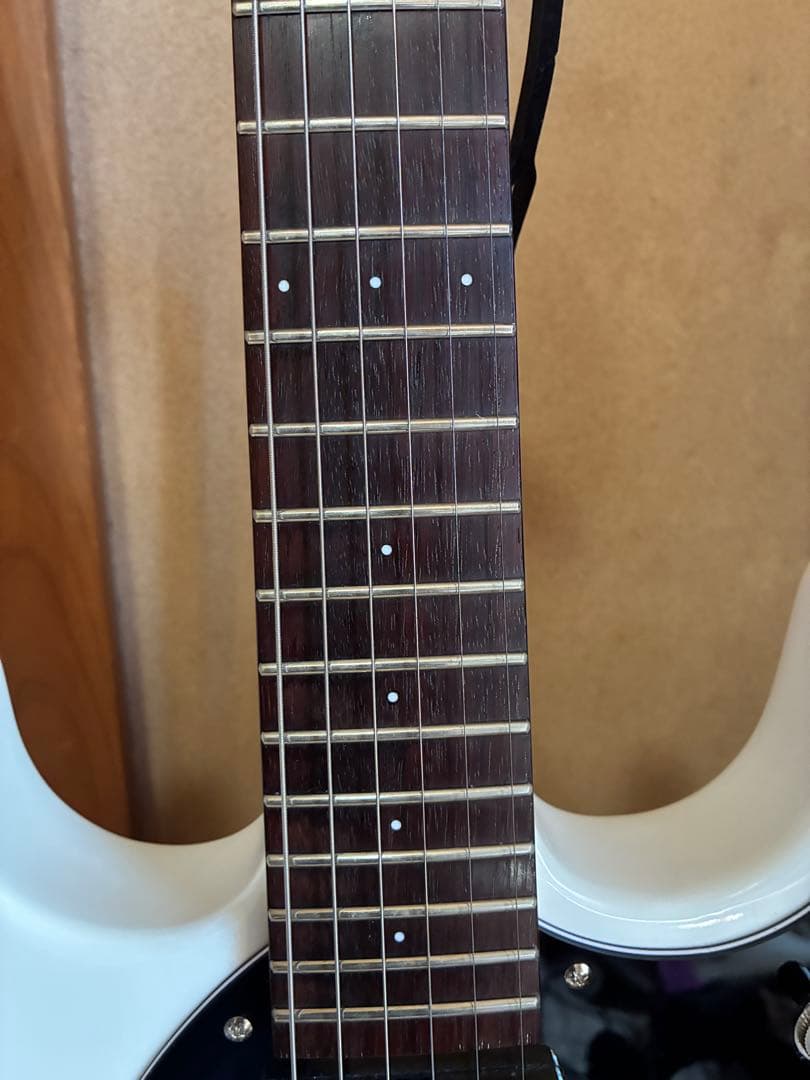 Eastwood モズライト　ジョニーラモーン　エレキギター