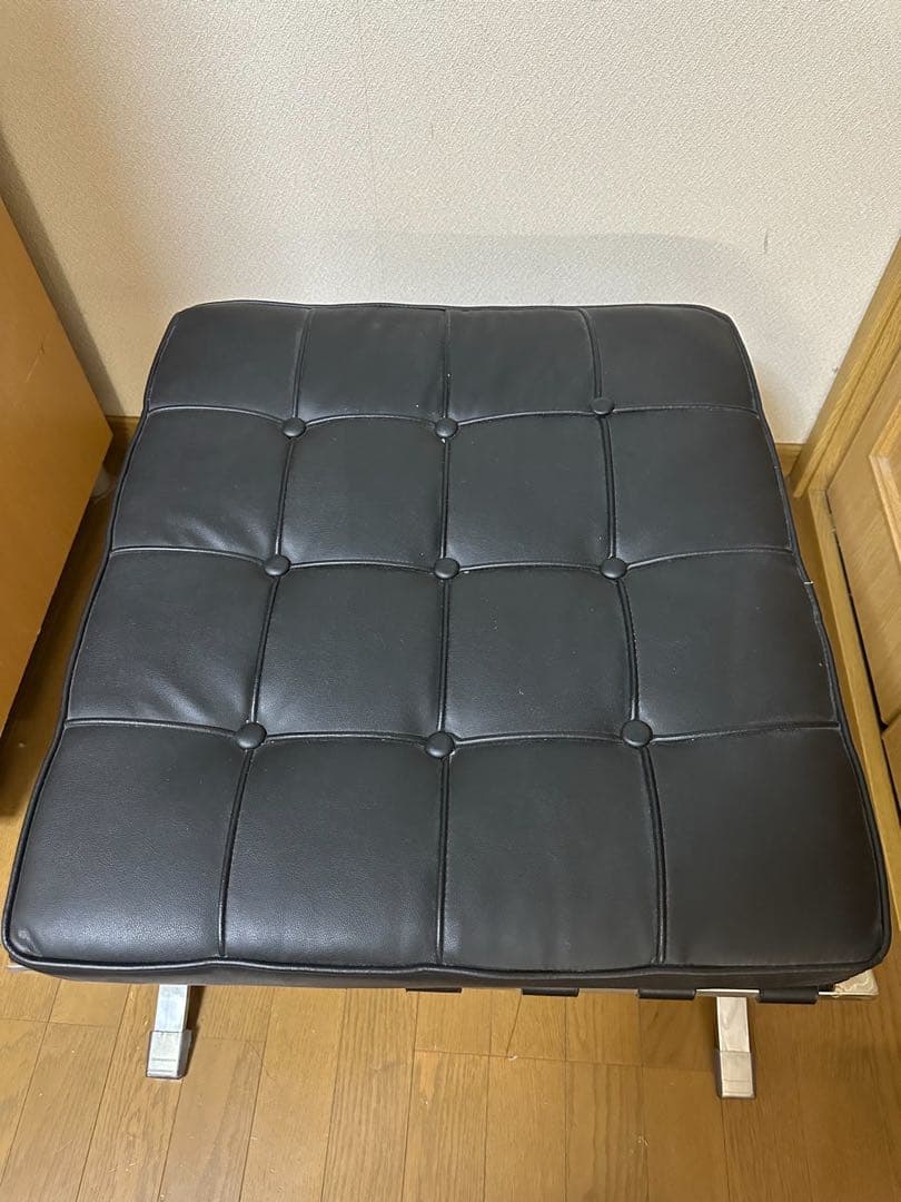 バルセロナチェア　オットマン　BARCELONA Ottoman 黒