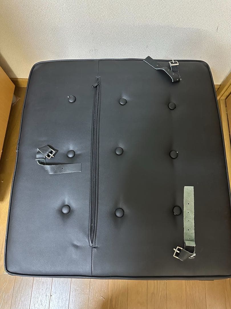 バルセロナチェア　オットマン　BARCELONA Ottoman 黒