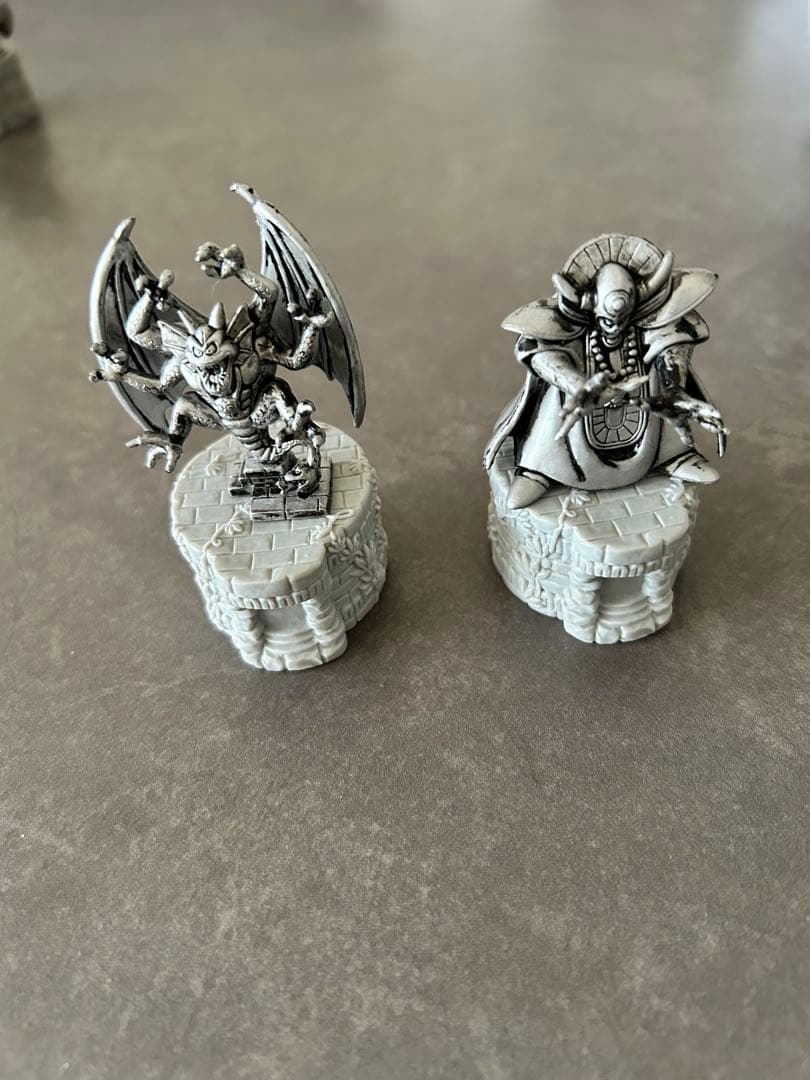 ドラクエ　ボトルキャップ　レア2体