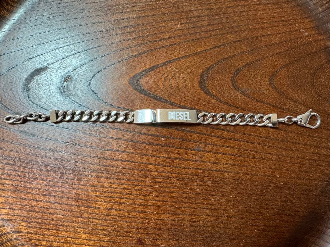 DIESEL ステンレススチール チェーンブレスレット「Dx0966」