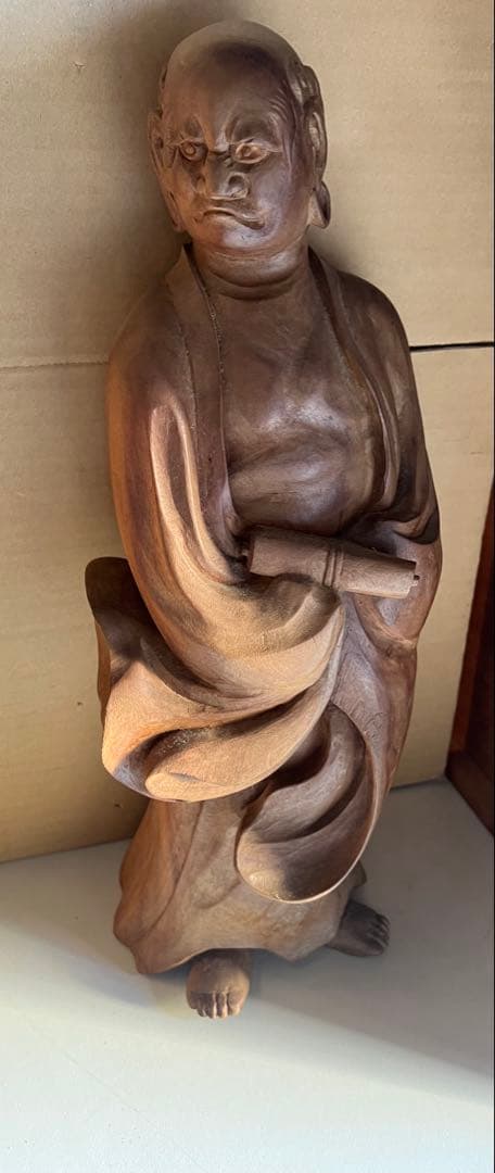 仏像　木彫仏像　伝統的な木製彫刻 置物