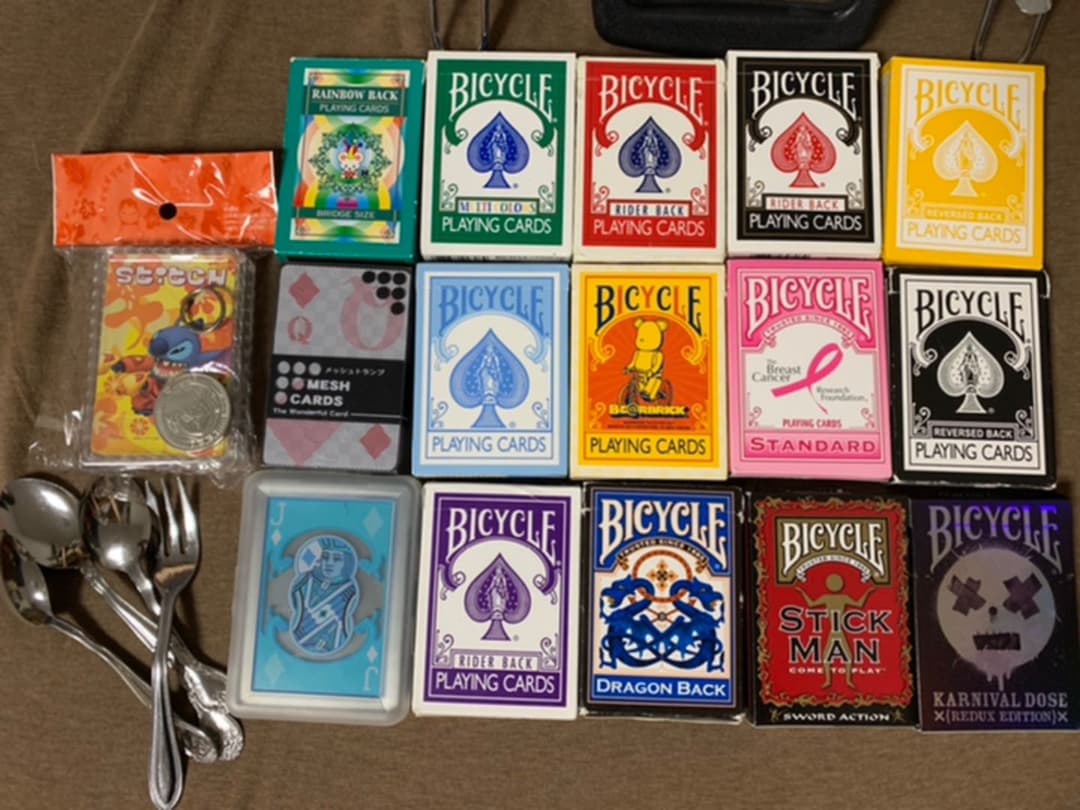 『見逃し厳禁』手品・マジックトランプセット！