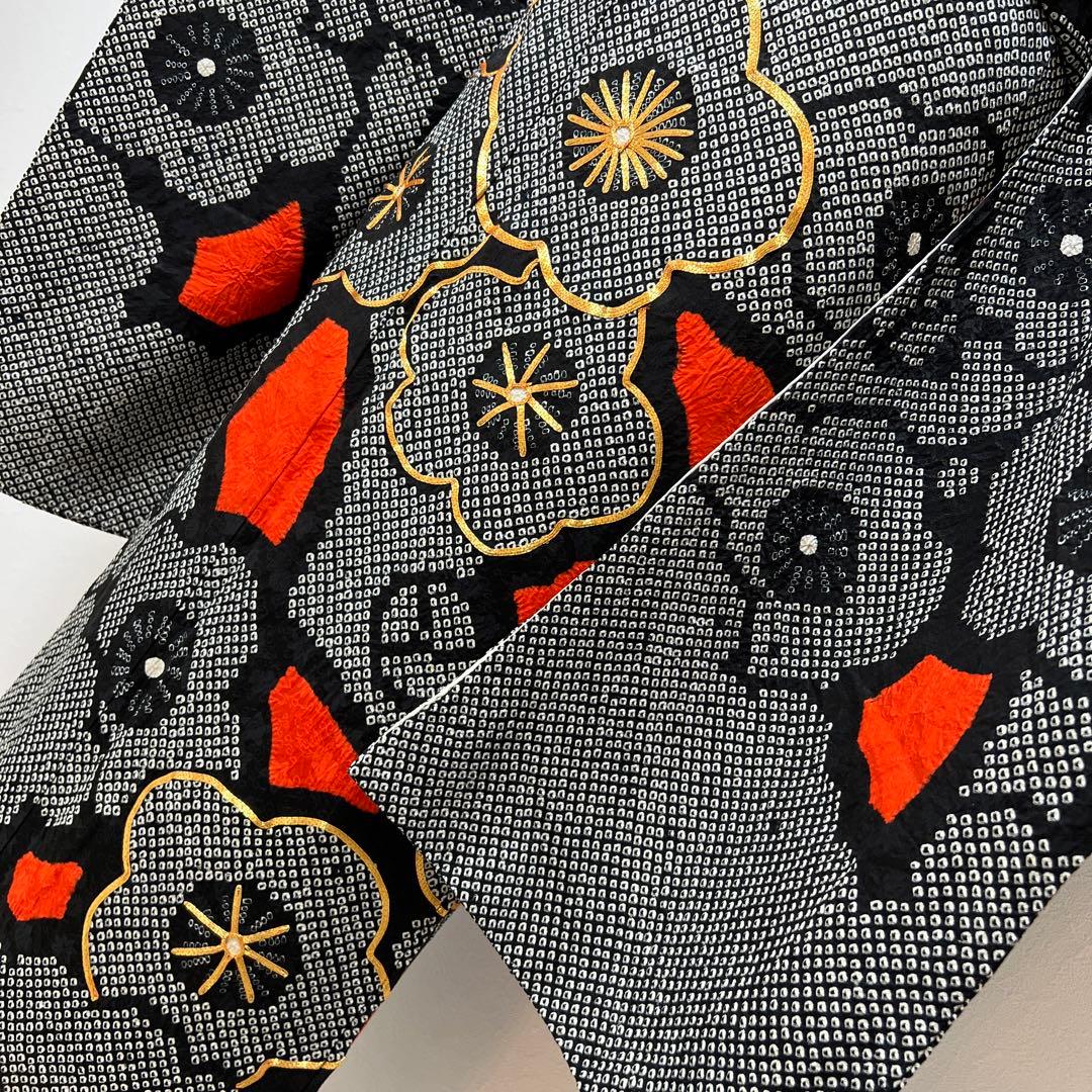 377 振袖フルセット 正絹 黒 朱赤 絞り ツートーン バイカラー 梅 駒刺繍