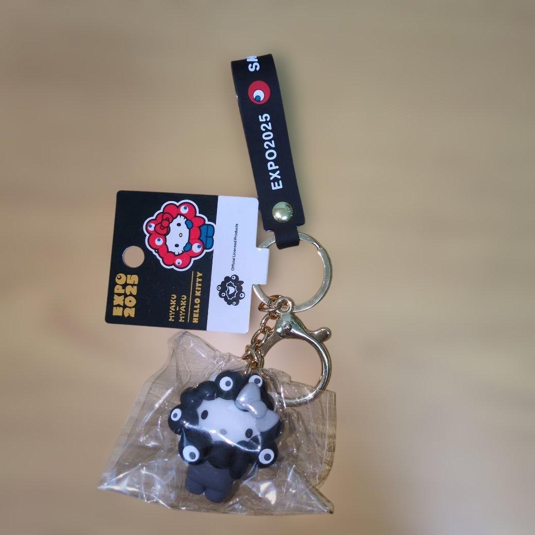 万博キティ　モノクロストラップ