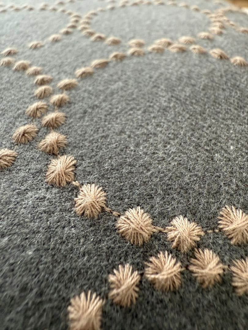 【北欧スタイル】ミナペルホネン生地使用スツール　オットマン　イス　家具