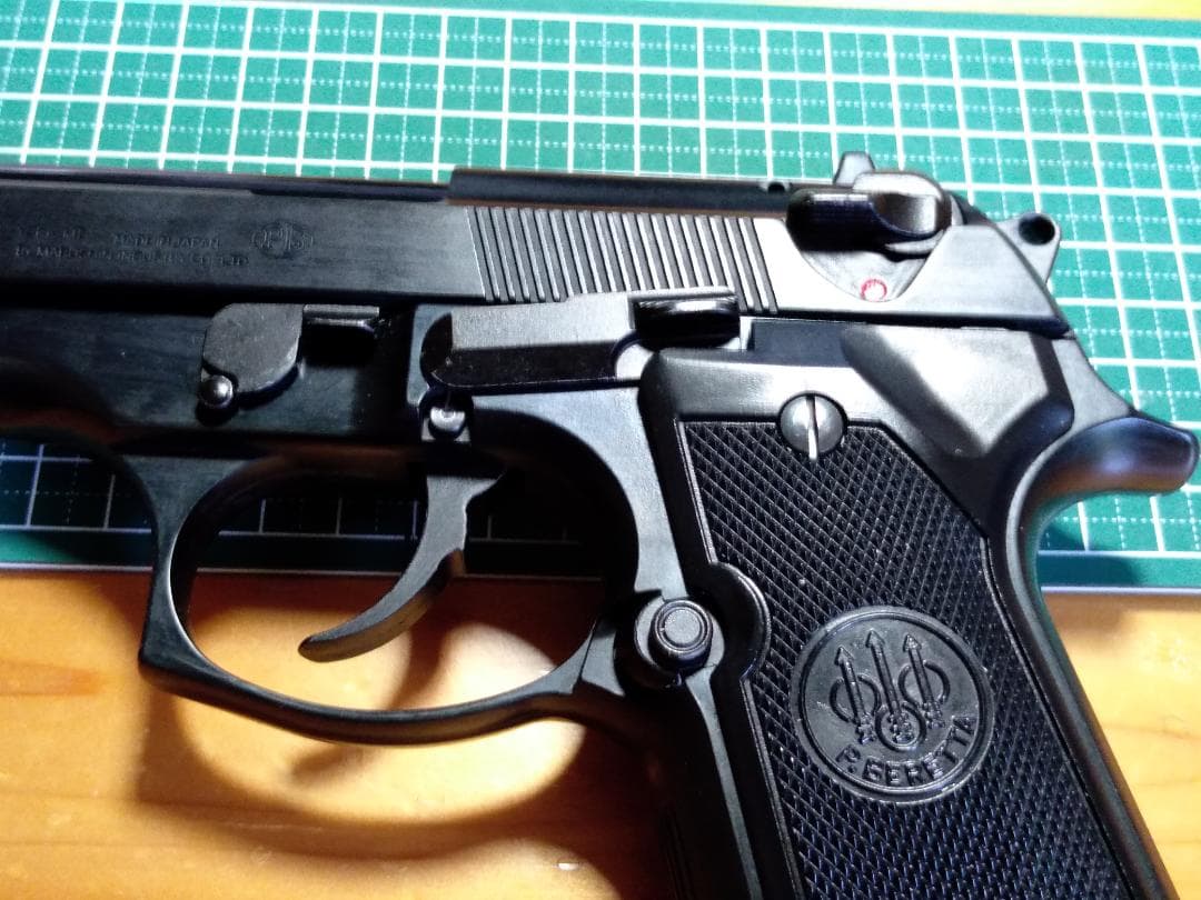 モデルガン Beretta HW樹脂製 発火モデル ベレッタブルーイング対応