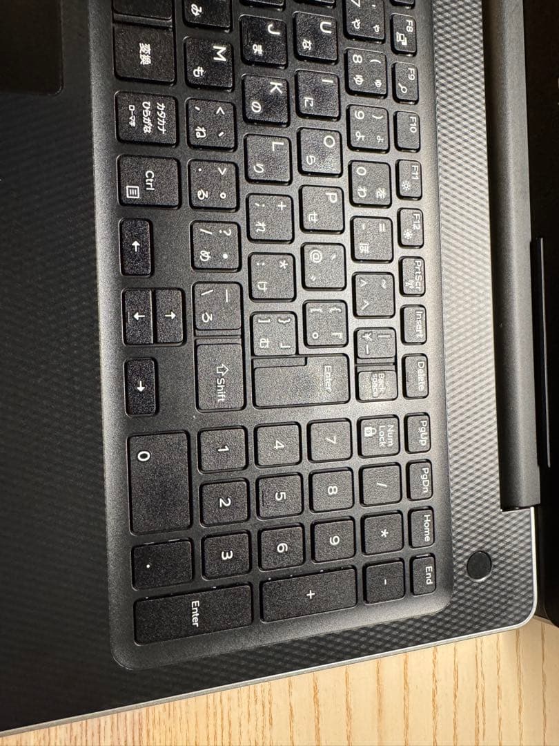 DELL Inspiron3593 メモリ16GB 容量256GB