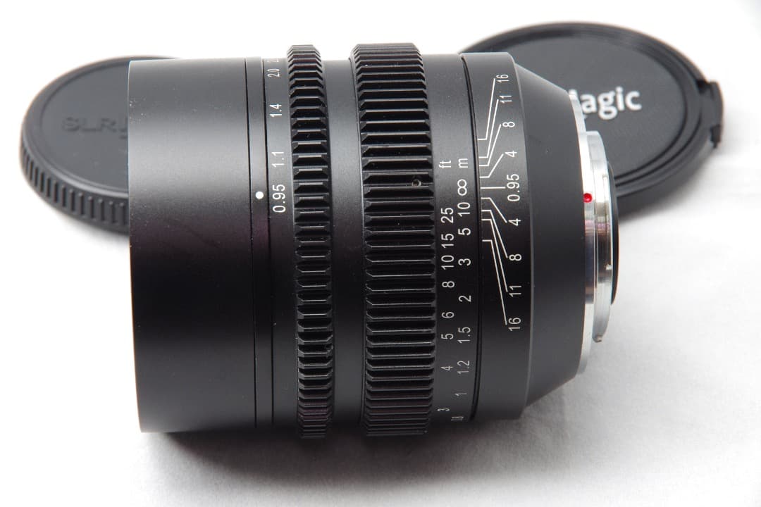 送料無料 限定１個 SLR Magic CINE 50mm T0.95 MFT