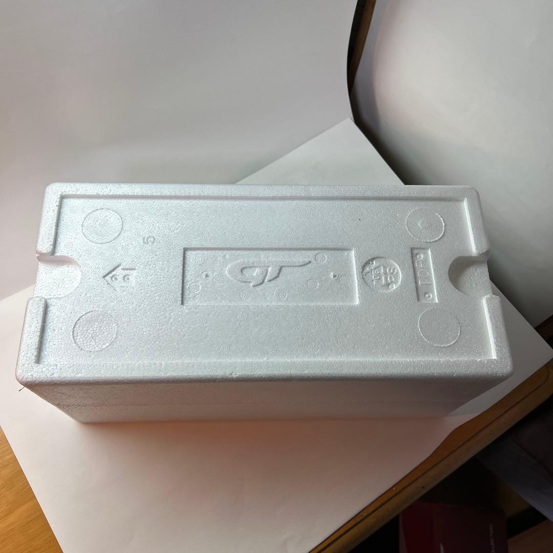 1/18 GTS ベントレーダーボー（ホォレストグリーン）