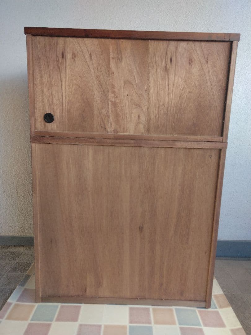 チェスト付きライティングビューロー