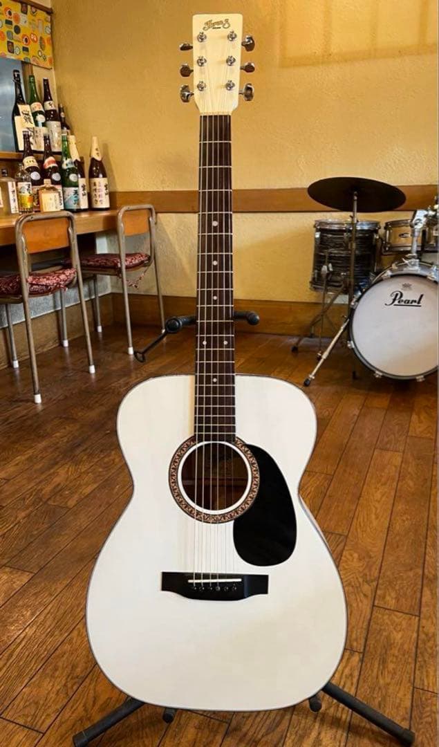 Three S アコースティックギター ホワイト